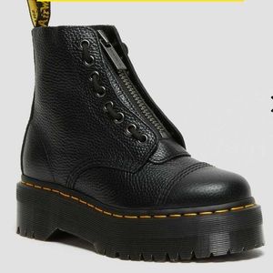 Dr Martens Sinclair leather platform boots (W7)